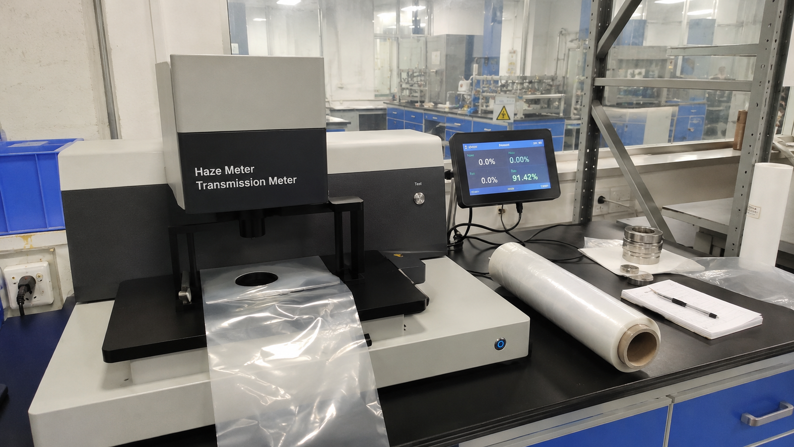 Light transmittance and haze testing equipment for plastic film